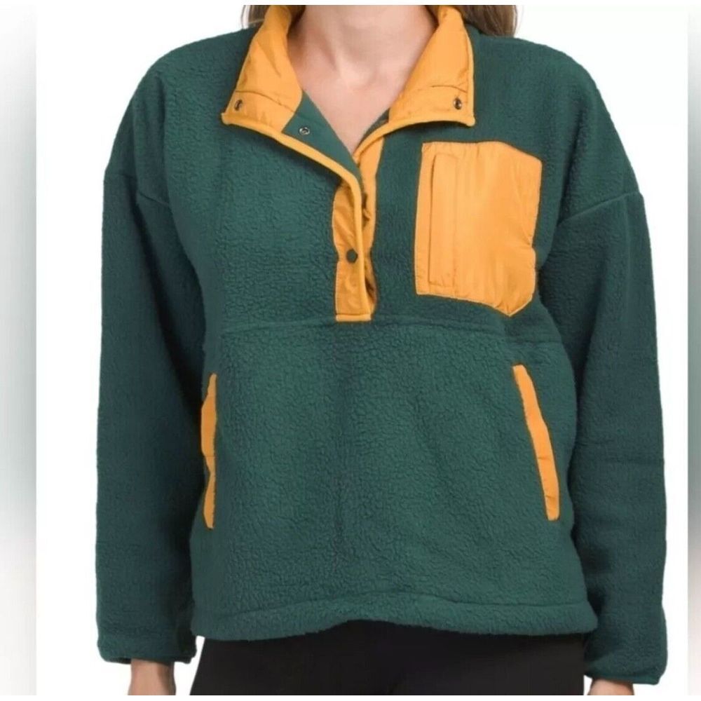 Wilo The Label Cozy Fleece Pullover, Boxy Fit, Quarter button front Green New - Picture 1 of 16
